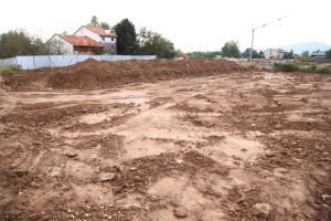 Il podere lungo via Asiago, nell'estremo Nord del territorio del Comune di Caldogno dove un decimo di ettaro sarà interessato all'intervento degli archeologi. I lavori nei 120 ettari del cantiere non si fermeranno.