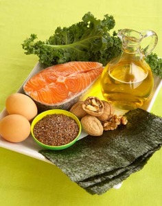 Ecco l'immagine di alcuni cibi ricchi Omega 3. Ora ci sono anche i Fahfa, altri grassi buoni dall'azione antinfiammatoria.
