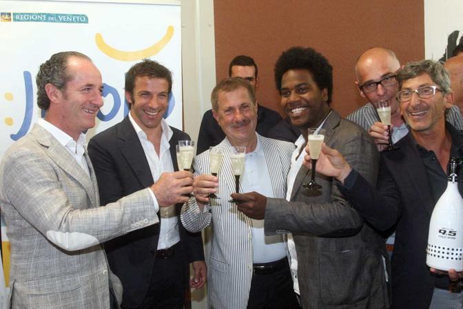 Appello di Zanoni a Zaia: Prosecco bio per legge