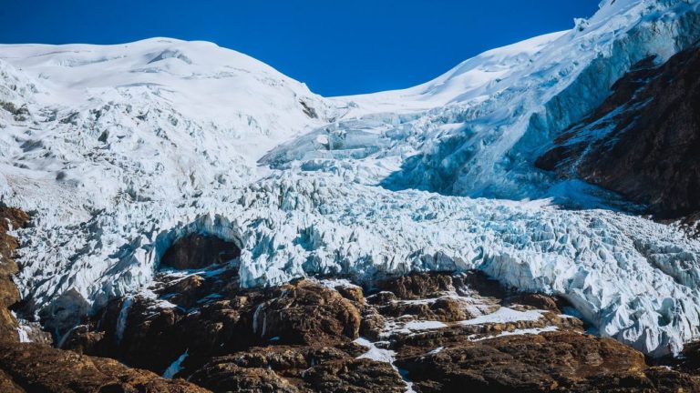 Il riscaldamento climatico libera virus antichi e letali imprigionati nei ghiacci? Se ne parla all’UniPD [VIDEO]