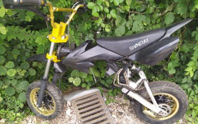 I carabinieri restituiscono refurtiva rinvenuta, esclusa una minimoto