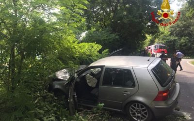 Donna ha un malore in auto e finisce fuori strada a Mossano