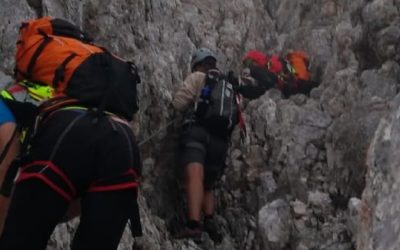 Il Soccorso alpino recupera in serata alpinisti sul Civetta