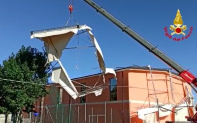 A Salara (Rovigo) rimossa la tensostruttura disancorata dal vento [VIDEO]