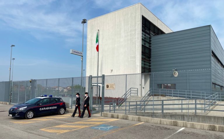Spacciatore albanese arrestato a Thiene da CC di Dueville
