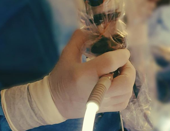 Bimba in terapia intensiva, “Nessuno è al sicuro dal Covid”