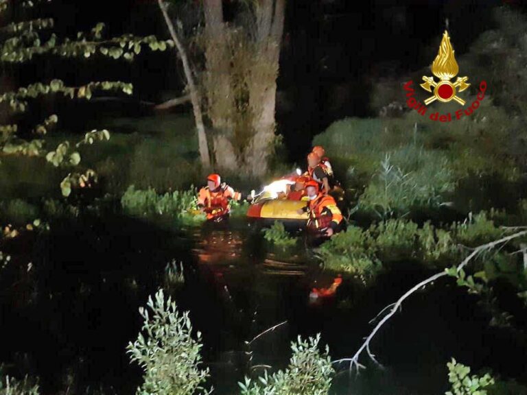 Al buio si perdono sul greto del Brenta: salvati