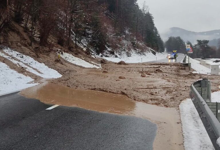 Emergenza neve e maltempo in Alto Adige: frane e smottamenti