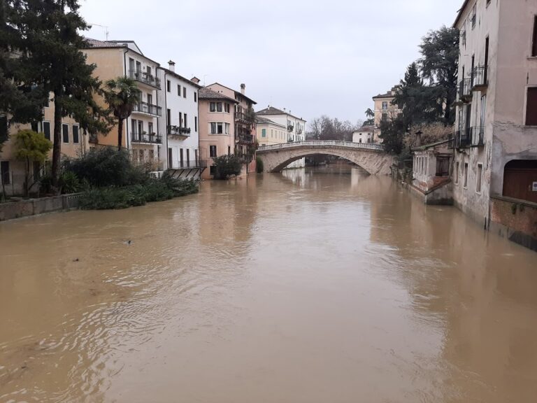 Maltempo e fiumi in piena – Stato attenzione per Piave, Adige-Garda, Alto Brenta, Bacchiglione, Livenza-Tagliamento