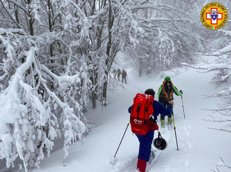 Il Soccorso alpino veneto “ingaggiato” dalle Prefetture per l’emergenza neve