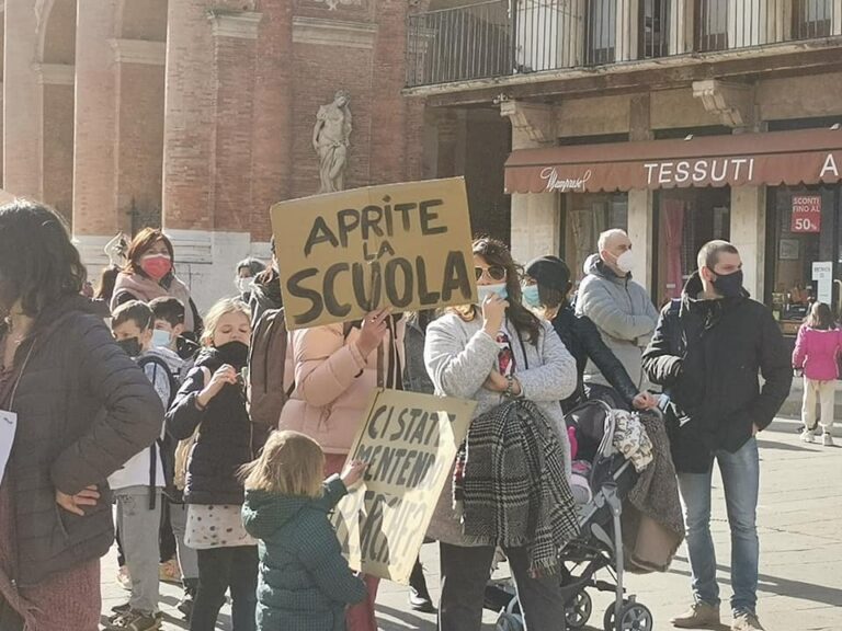 Al TAR del Lazio “smontata” la didattica a distanza: al Governo il compito di dimostrarne la necessità entro il 2 aprile