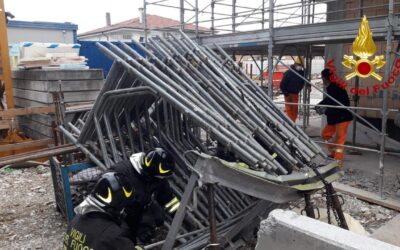 Morto sul lavoro un muratore di 23 anni ad un giorno dal 1° maggio: oggi un minuto di silenzio nei cantieri di tutta Italia!
