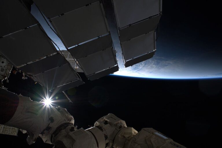 Verso l’esplorazione dello spazio: accordo tra UniPD e Thales Alenia Space Italia per collaborare con l’industria del Veneto