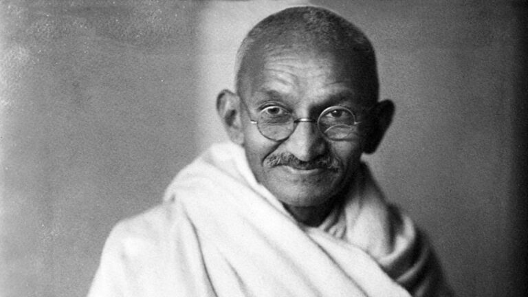 A 92 anni dalla Marcia del sale del Mahatma Gandhi il menù dedicato di Passamilsale