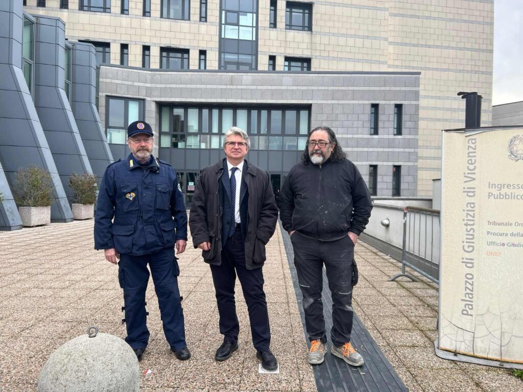 Zanoni Andrea con guardia zoofila Enpa e fratello di Mauro Pretto